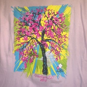 Medium Washington DC shirt!
